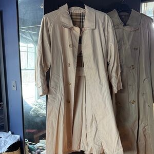 Vintage Men’s Burberry Beige Rain Coat tartan half lining lightweight 30 xshort